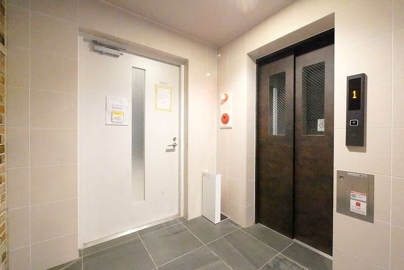 パティーナ上野8階 外観