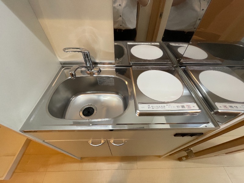 ラクシュミーKikuna1階 キッチン