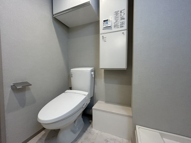グローリオシェルト駒込0403号室 トイレ