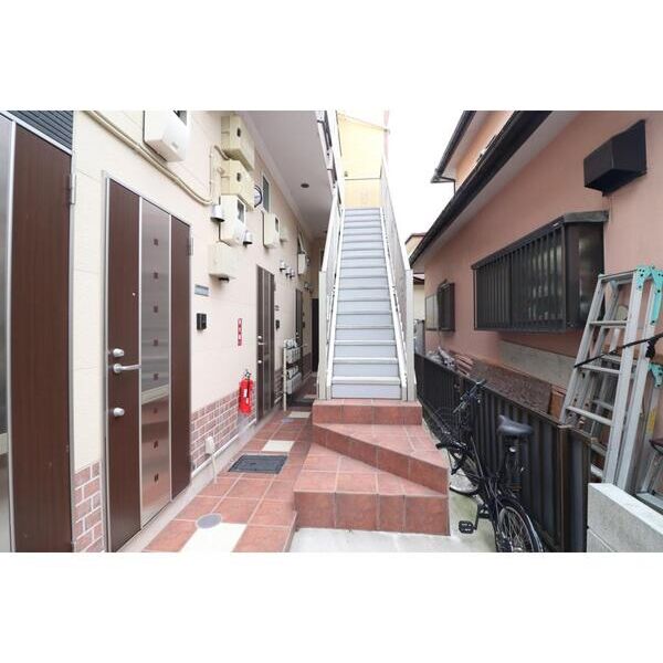 BRICKS羽沢南203号室 エントランス