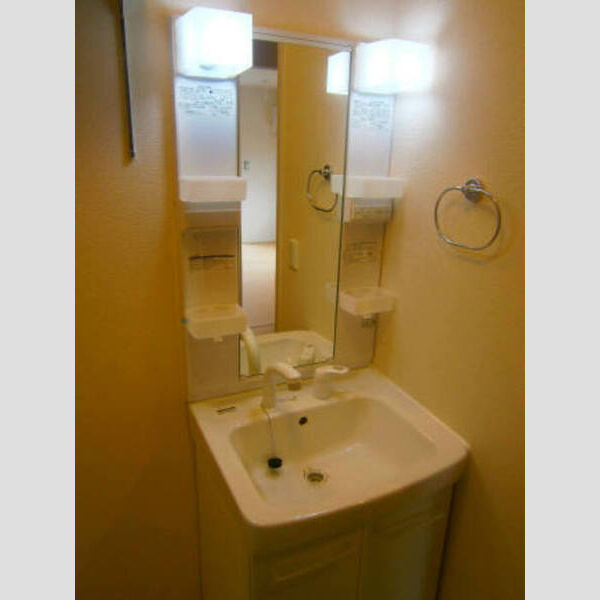 サントミー302号室 ☆朝の身支度はココで☆