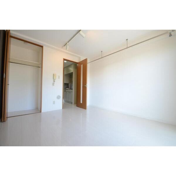 R-STYLE町田205号室 リビング