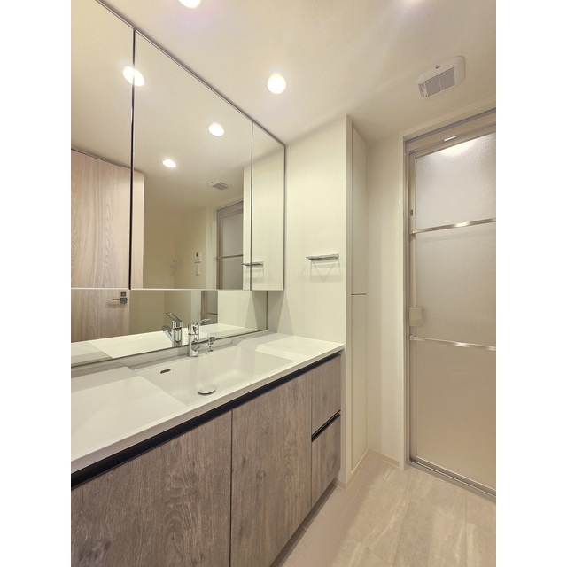 幕張ベイパーク　ライズゲートタワー2811号室 同建物別部屋の参考画像