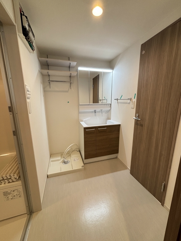 リブリ・SK竹の塚1階 洗面