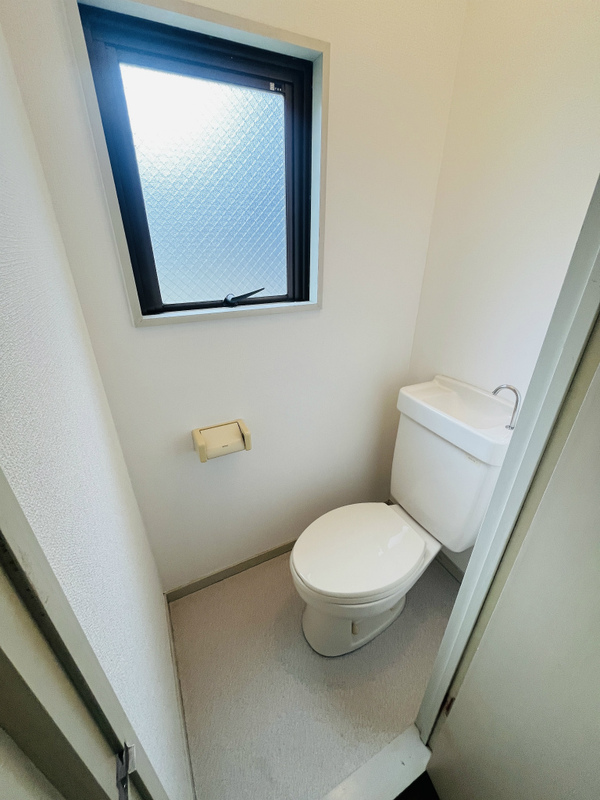 ヴィラ綾瀬1階 トイレ