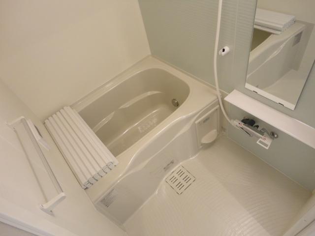 en guren　（エン　グレン）201号室 バス