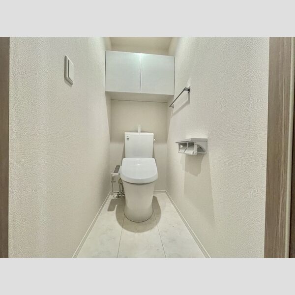 ディーグラース102号室 温水洗浄便座