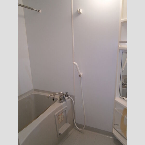 アバンティーヌ淵野辺　A 浴室