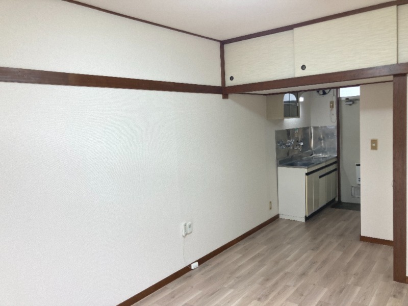 エメラルドハイツ2階 ※別部屋写真参照