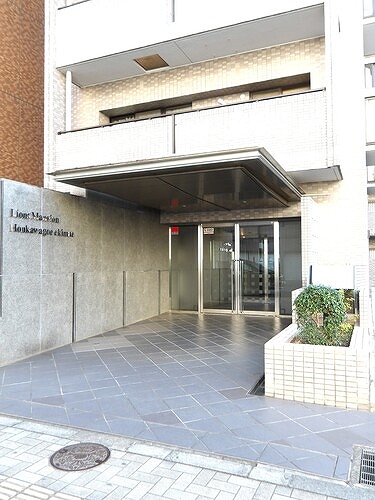 ライオンズマンション本川越駅前 エントランス外観　※2025年11月内装後撮影