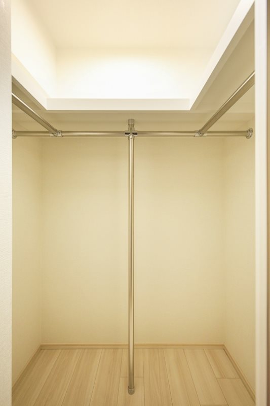 ドゥーエ南千住6階 収納