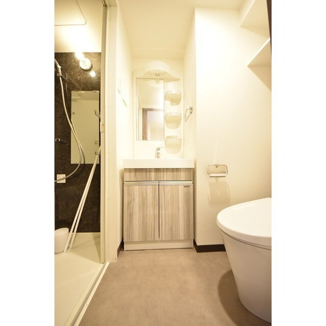 Court Blanche 内観