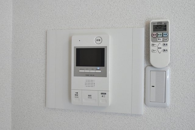 エクセリア都立大5階 モニター付きオートロック