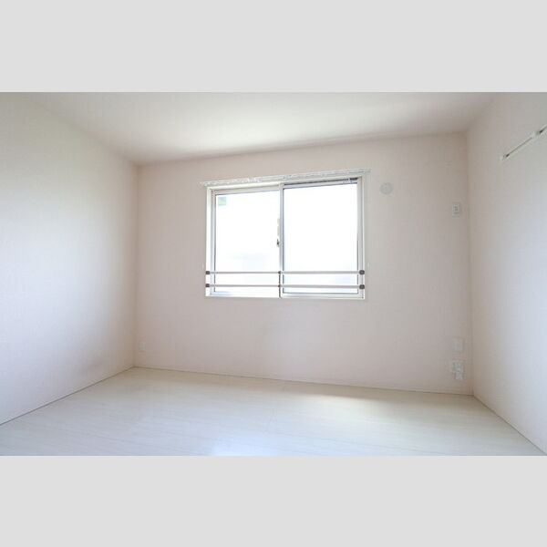 パークサイドⅢ102号室 洋室6.08帖