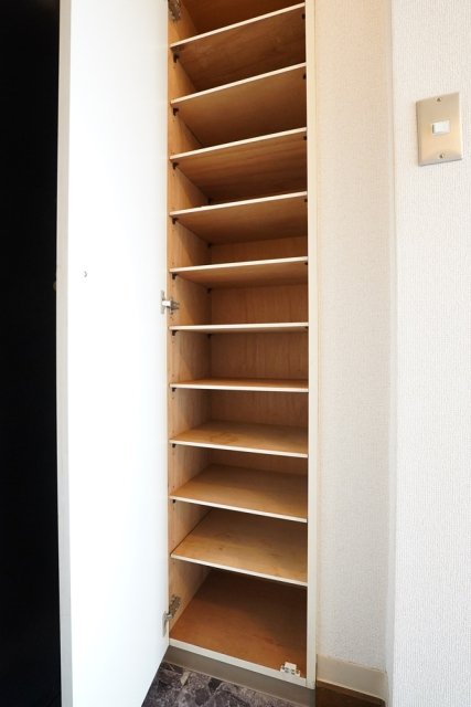 ダイホープラザ豊玉 靴入