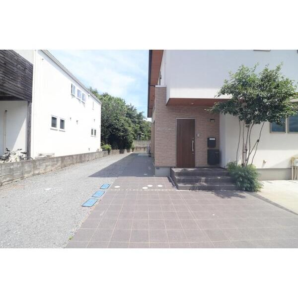 フォレスト　ルーチェ エントランス