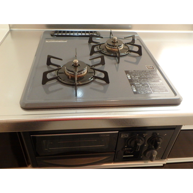 レザン　ベルク102号室 ﾋﾞﾙﾄｲﾝ2くちｶﾞｽｺﾝﾛ+ｸﾞﾘﾙ