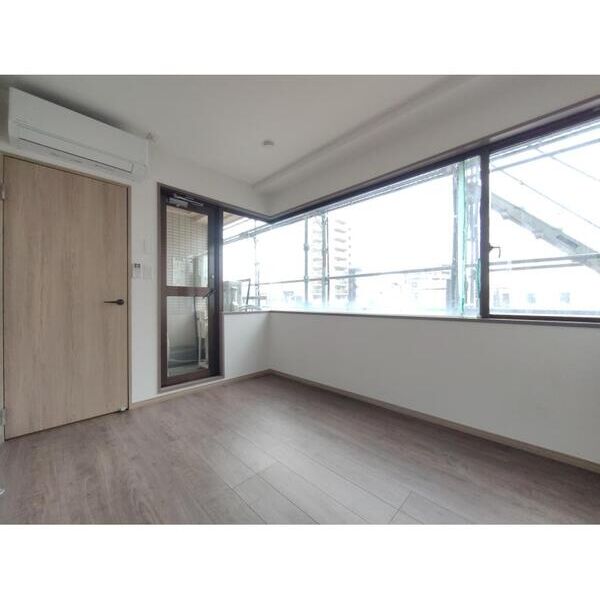 メゾン内田302号室 リビング