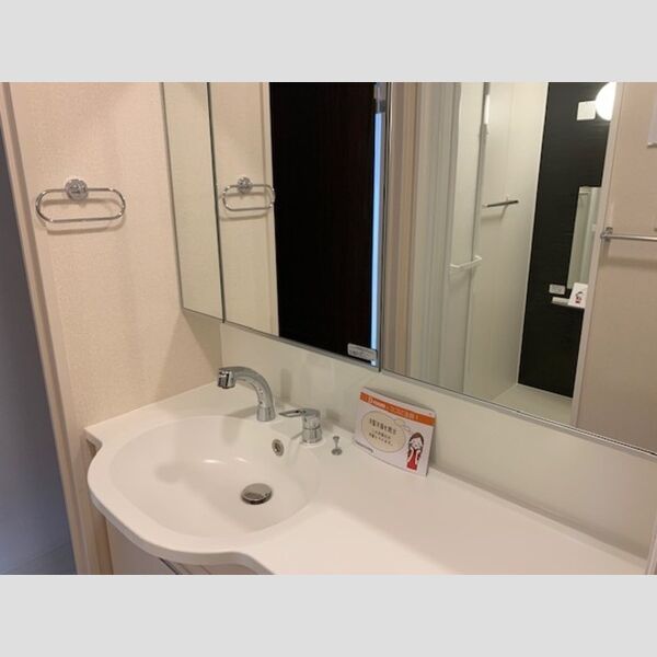 クレシアピア 洗面