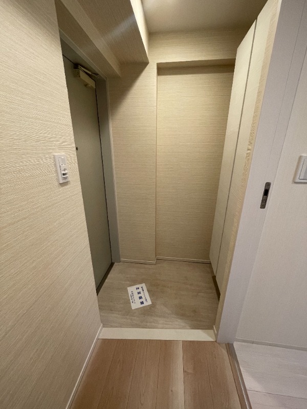 ＶＥＲ ＦＬＡＴ 玄関