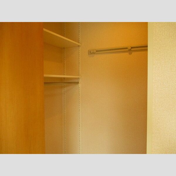 セリナ木更津　A 収納