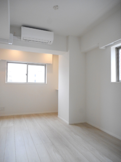 スカイステージ築地0702号室 寝室