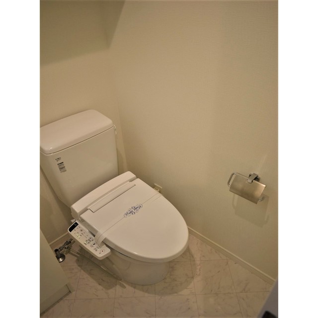 ルクレ西新宿1001号室 内観