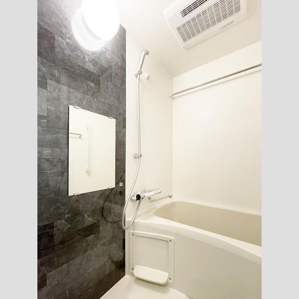 Alivis東瑞江103号室 お風呂