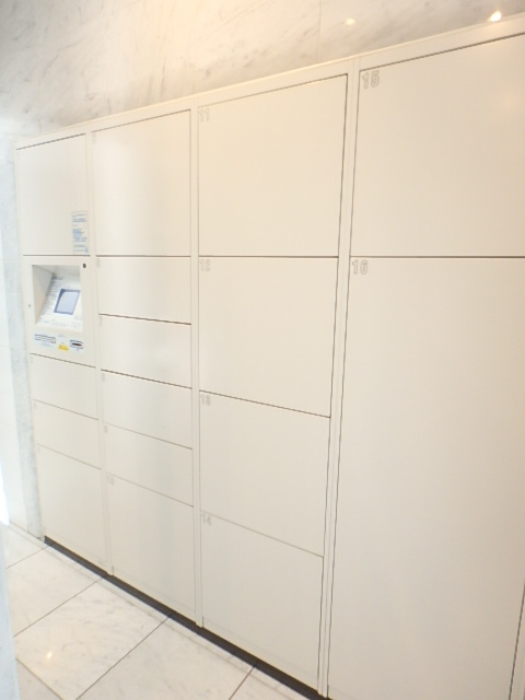 グランド・ガーラ池袋4階 宅配ボックス