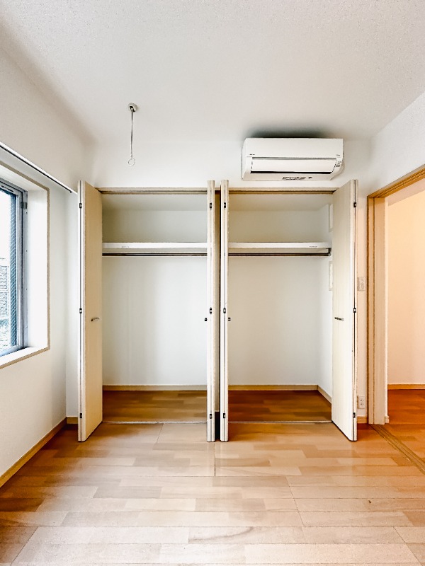 レジディア西新宿Ⅱ1階 収納