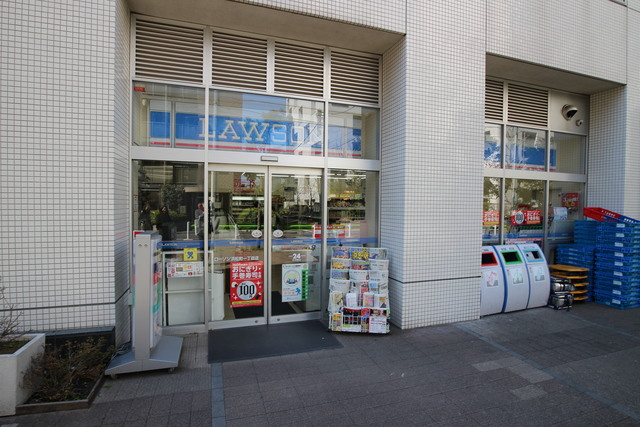 コンシェリア浜松町 ＭＡＳＴＥＲ’Ｓ ＶＩＬＬＡ 【コンビニエンスストア】ローソン 浜松町一丁目店まで125ｍ