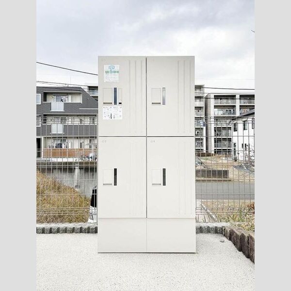 ピアチェボーレ 宅配BOX