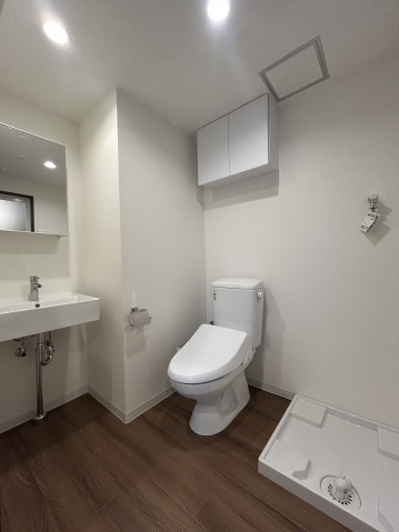 スカイラシクラス平和台203号室 トイレ