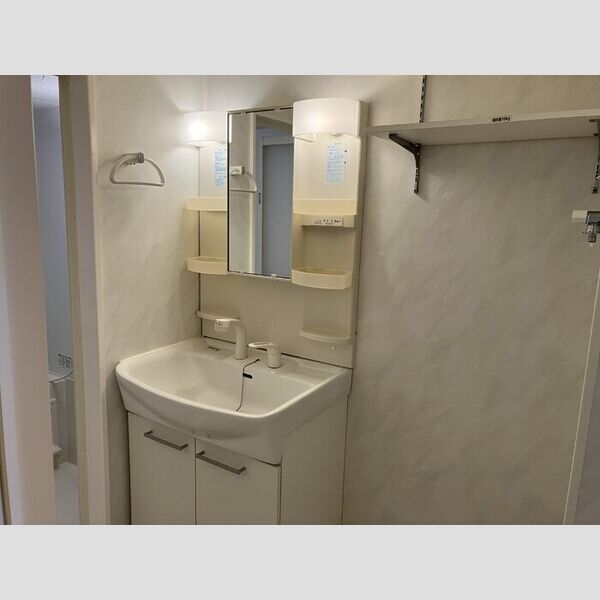 アルシオーネ 洗髪洗面化粧台