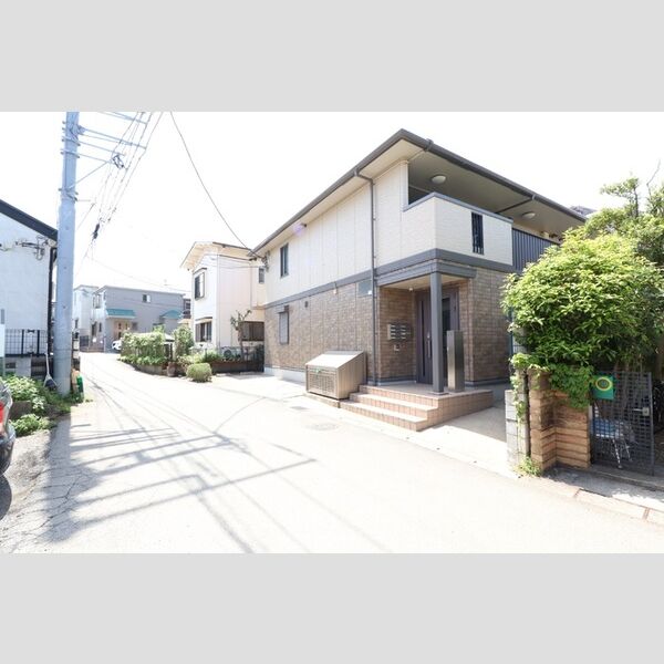 エルミタージュ 周辺