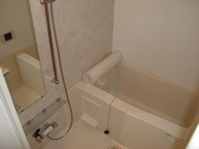 ガーデニングヒルズ北野３４５ バス