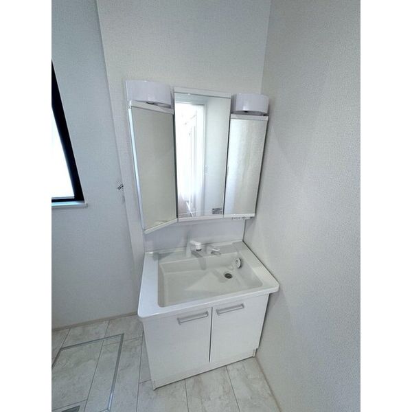Sumai-to国立市泉070001号室 洗面