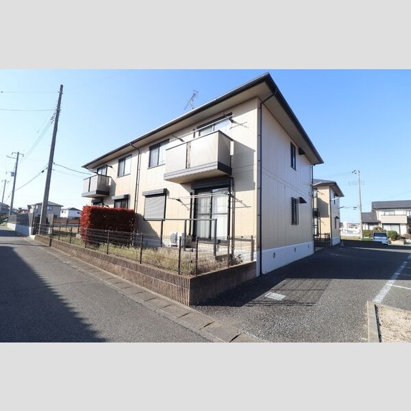 アットイーズ　Ⅲ201号室 建物外観