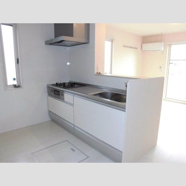 シャインコート 対面式システムキッチン