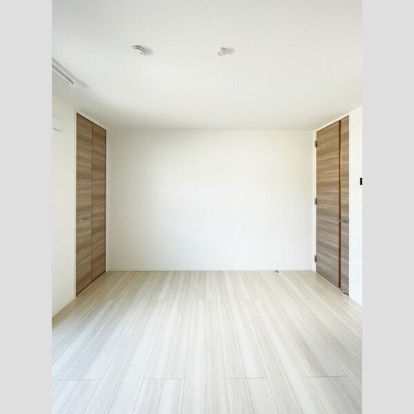 ルリアン江戸川203号室 洋室8、2帖