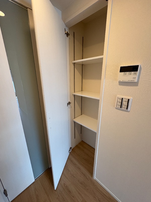 アーバン　トレジャー　ケヤキ 収納