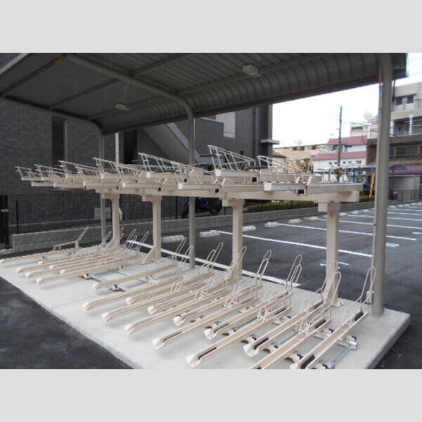 セレス稔台 駐輪場