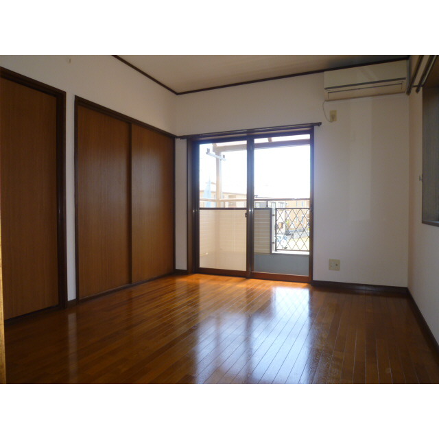 サンブリランテ 内観