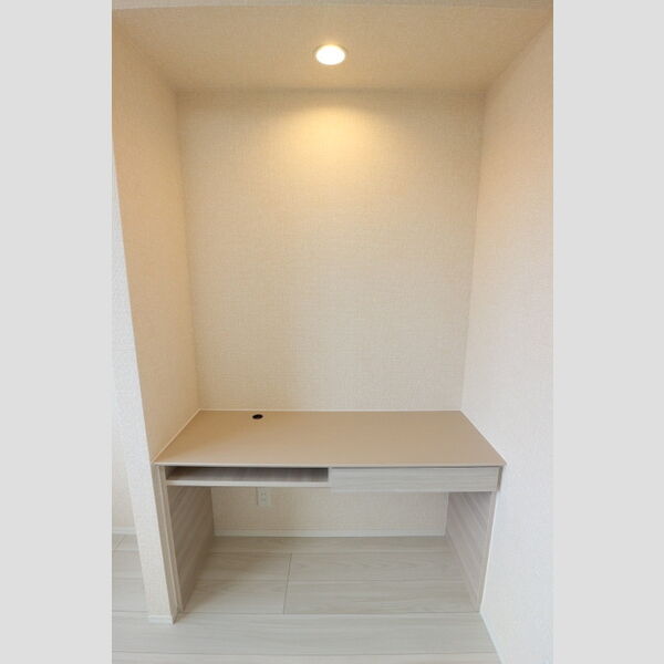 Dear Life202号室 ワークデスク