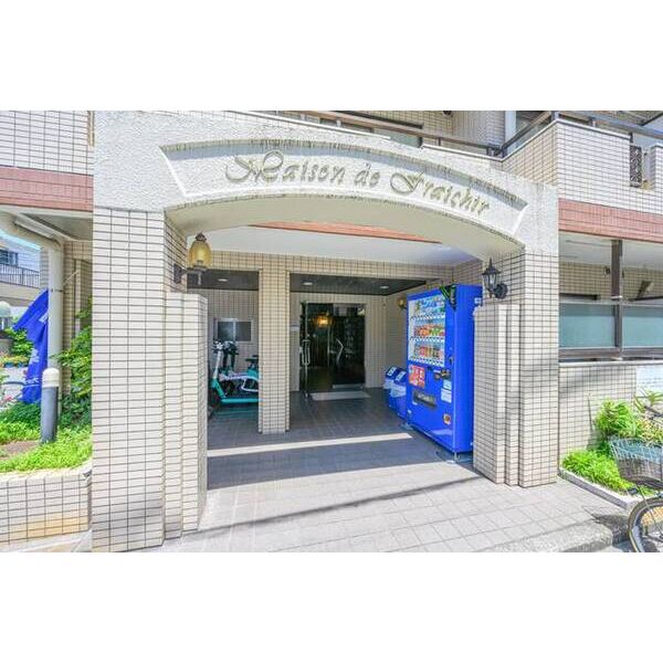 メゾン・ド・フレシール0308号室 エントランス