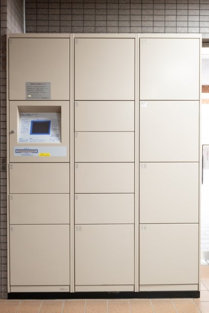 ﾀﾞｲｱﾊﾟﾚｽ・ｽﾃ-ｼｮﾝﾌﾟﾗｻﾞお花茶屋6階 宅配BOX