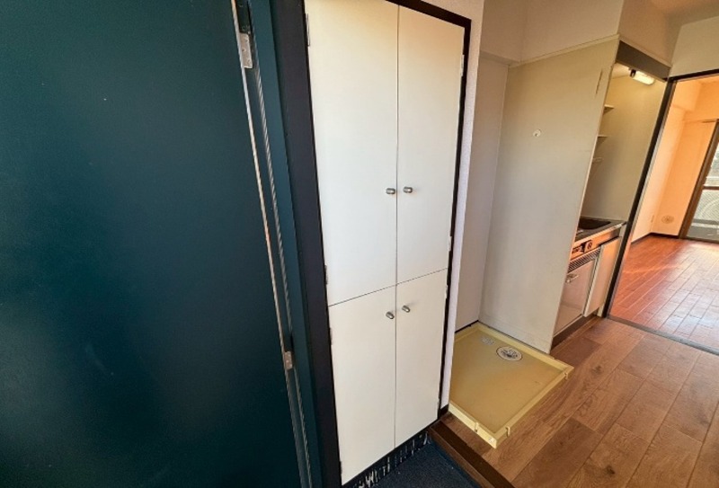 ジュネス八幡3階 玄関