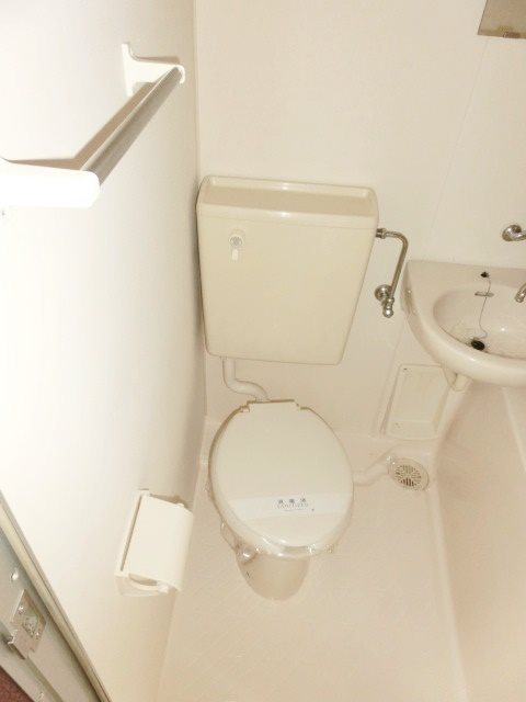 第6シティハイム1階 トイレ