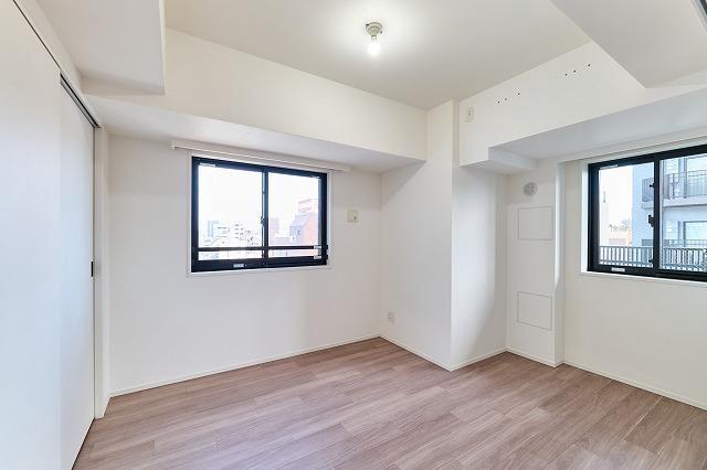 エスタート入谷Ⅱ13階 同建物別部屋の参考画像