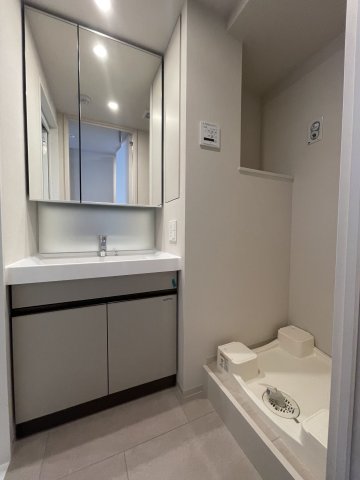 プライムメゾン千葉新町0707号室 洗面